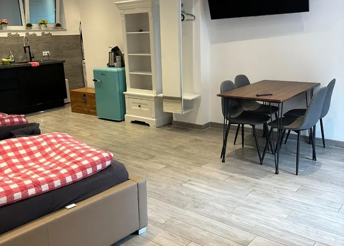 Apartment Beutelsbacherstr. 12 B *