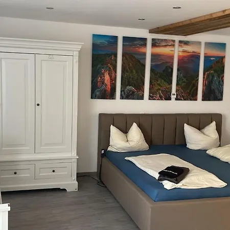 Beutelsbacherstr. 12 B Apartamento